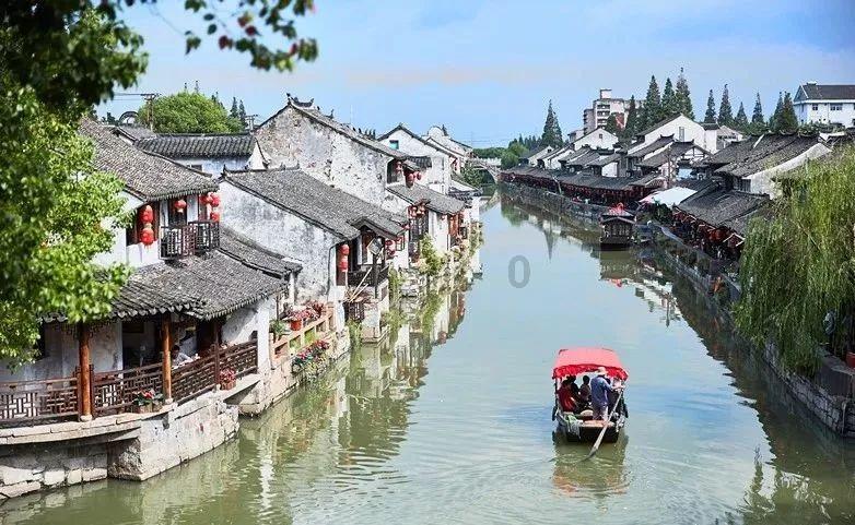 消息称华为 2 月下旬将推出 Pocket 迭代款折叠屏手机,代号 LEM